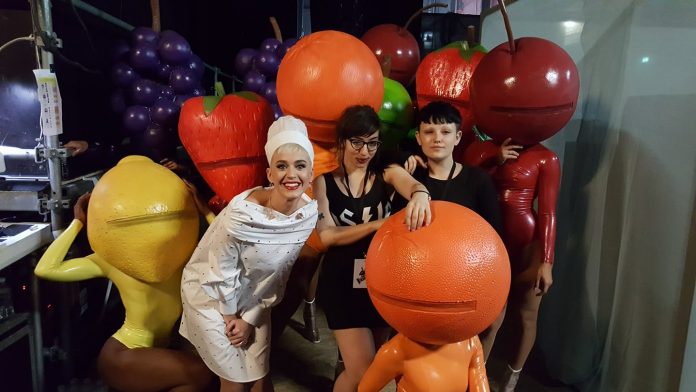 katy_perry_house_of_harlet_fruit Katy Perry with House of Harlot created Latex Fruit