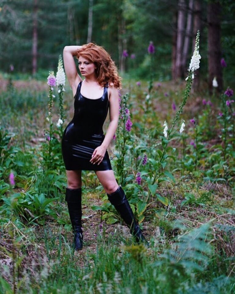 Latex Couture Aiming To Empower Casual Latex Fashion Latex24 7 latex-couture-aiming-to-empower-casual-latex-fashion-latex24-7