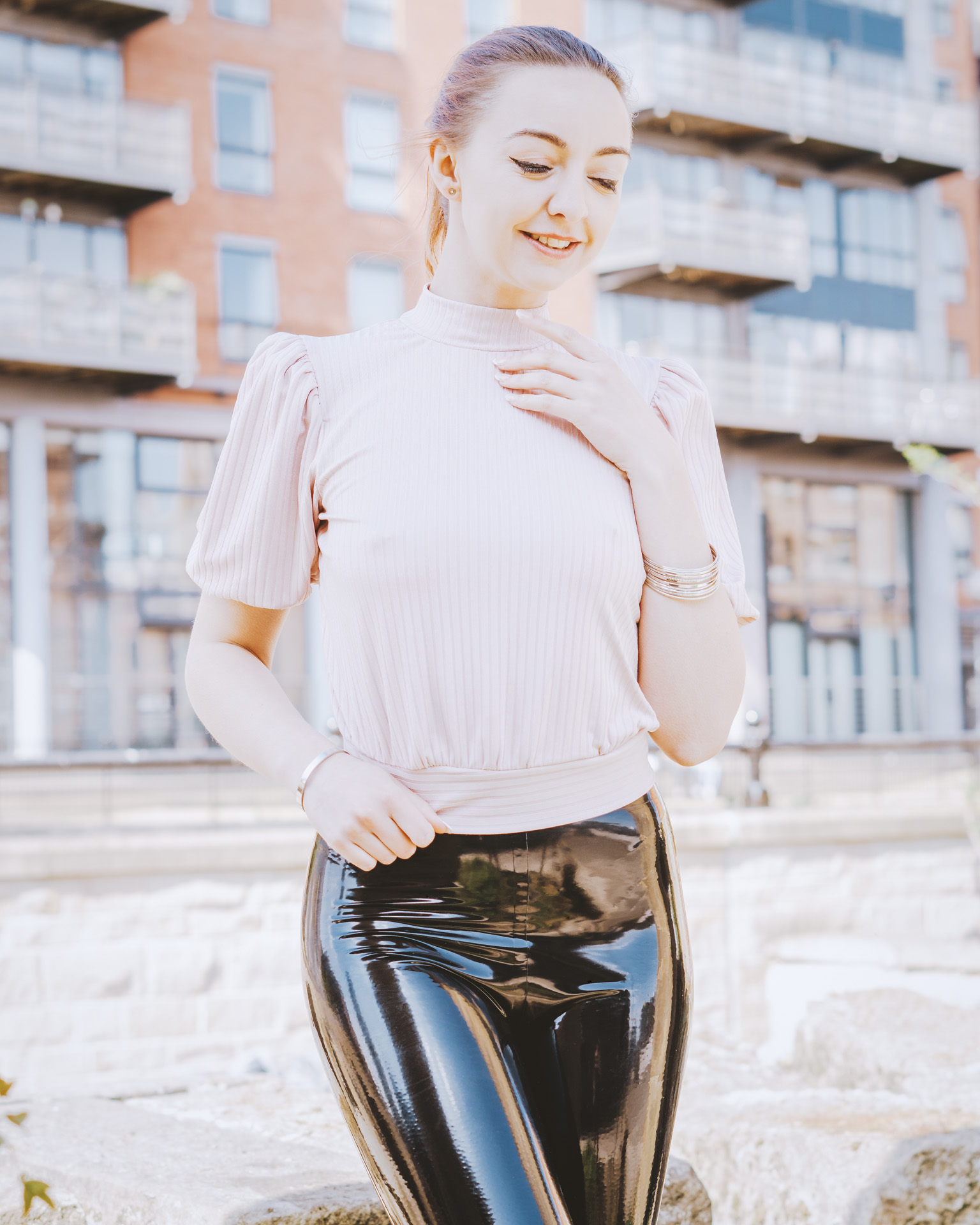 5 INCREDIBLE Ways to Style Latex Leggings Affordable Latex