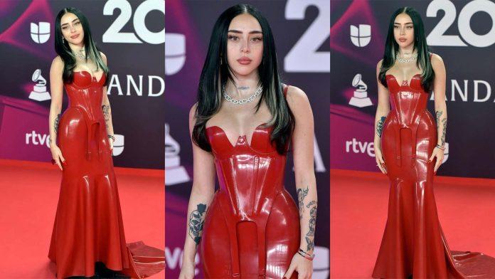 nicki-nicole-atsuko-kudo-latex-latin-grammys Nicki Nicole wears Astuko Kudo latex skirt and corset to Latin Grammy Awards