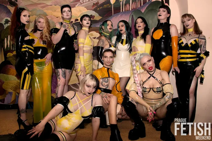 rubber-mommy-latex-prague-fashion-weeken-catwalk-runway-show-latex-clothing The new ABELLA SERPENTINA collection, from Rubber Mommy Latex, inspired by Queen bees and snakes, debuted at Prague Fetish Weekend 2024