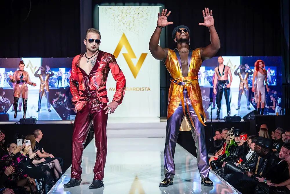 Se'tyo Latex at Avantgardista