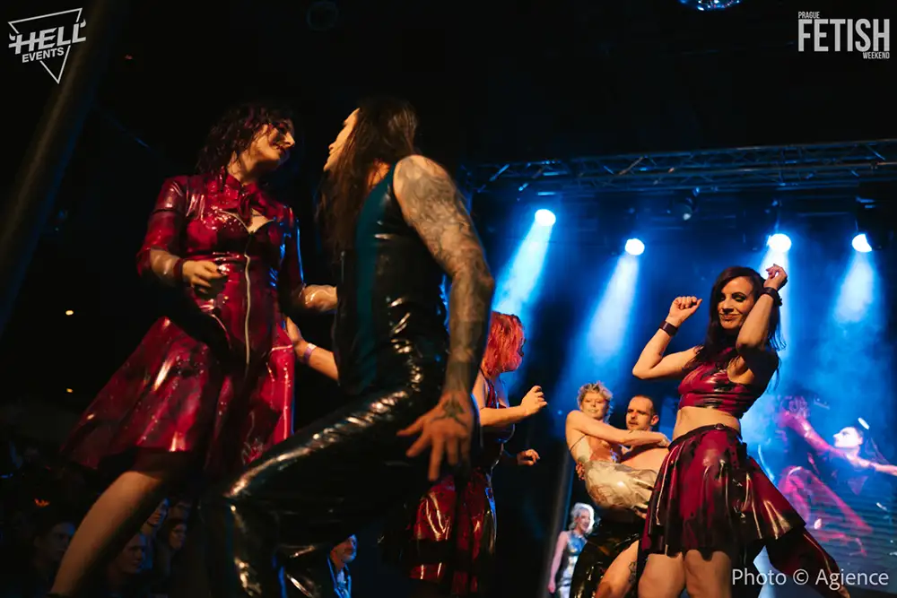 Se'tyo latex at Prague Fetish Weekend
