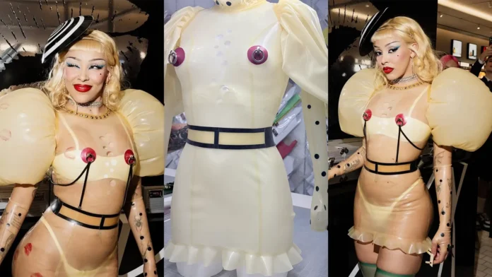 coco-latex-doja-cat-latex-fashion-clothing-behind-the-scenes-mac-cosmetics Doja Cat wears Coco Latex to MAC Cosmetics Paris Event