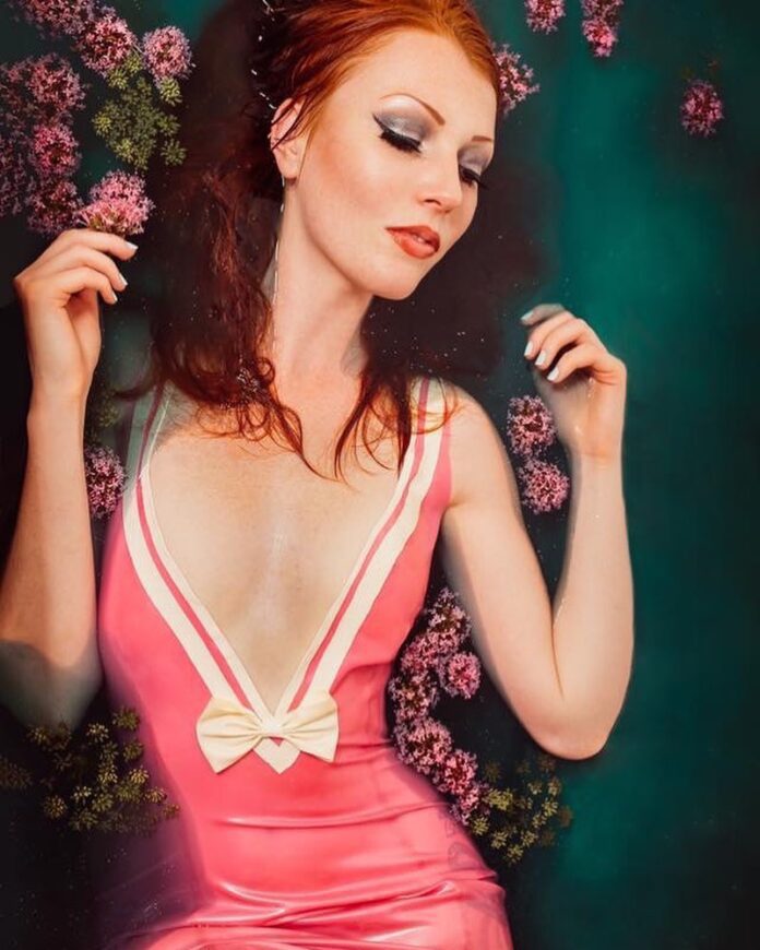 asd-latex-latex-clothing-fashion-directory01 ASD Latex Latex Clothing Fashion Directory